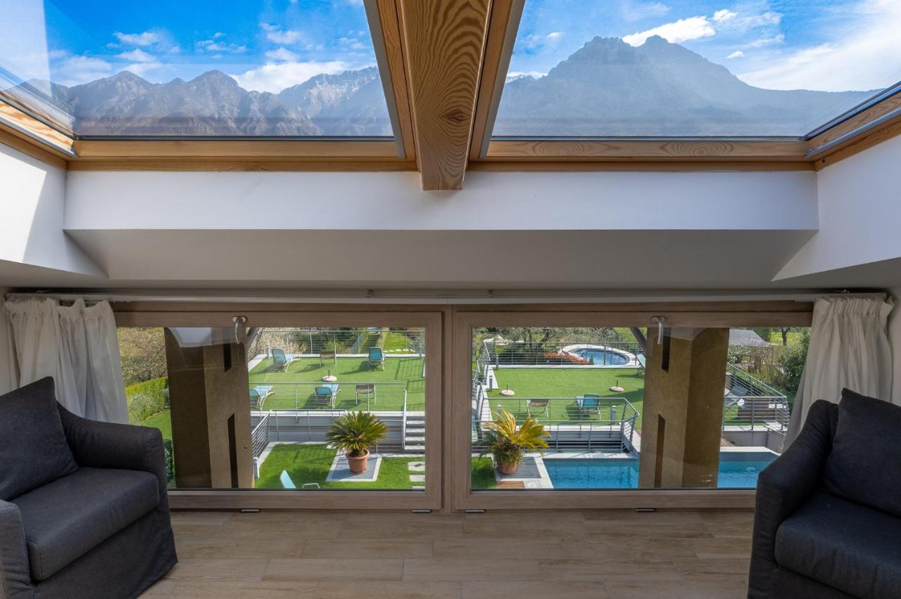 Bellagio Village- 4 Apartments By The Lake - Seasonal Warm Pool And Sauna Oliveto Lario Extérieur photo
