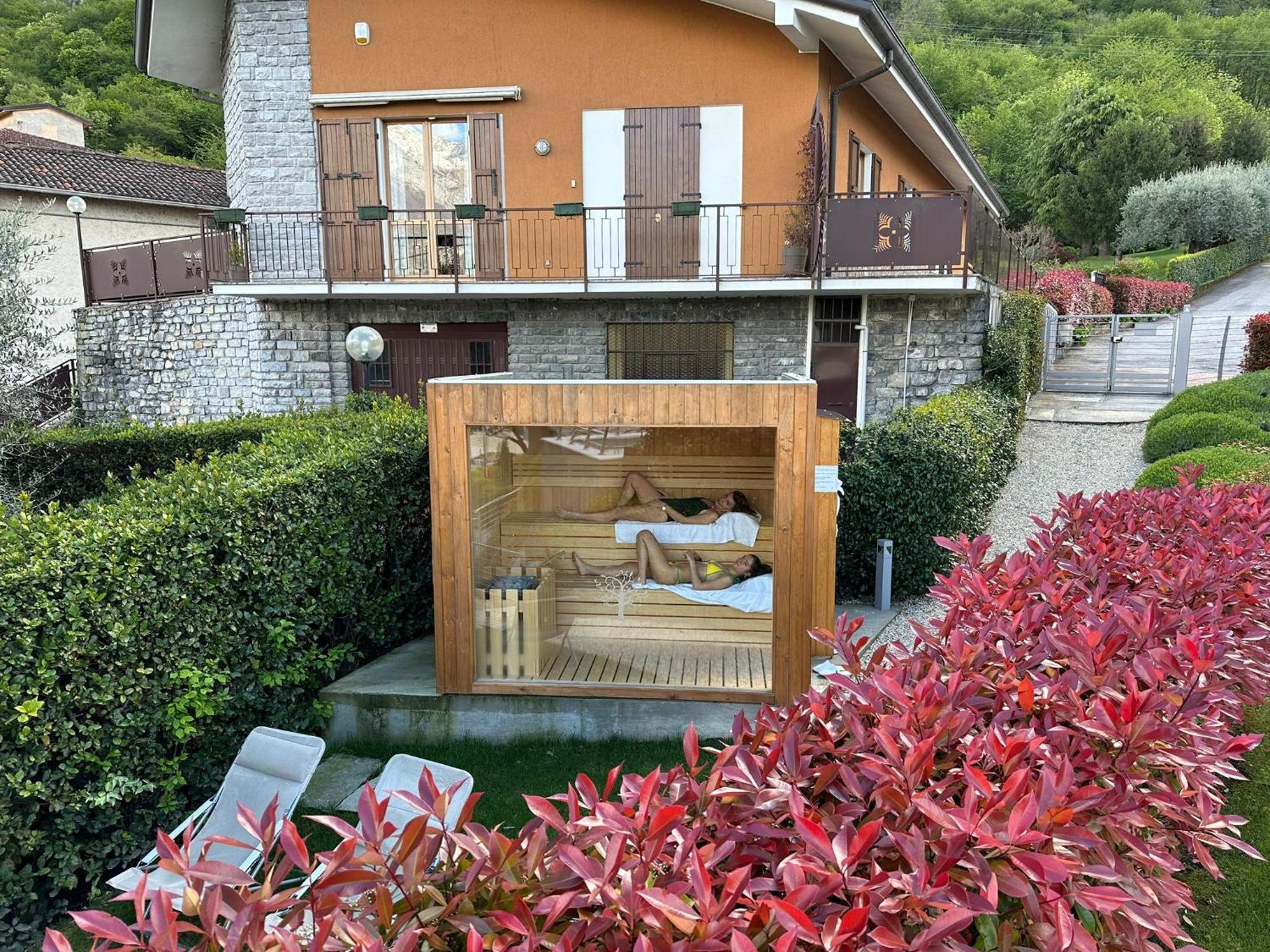 Bellagio Village- 4 Apartments By The Lake - Seasonal Warm Pool And Sauna Oliveto Lario Extérieur photo