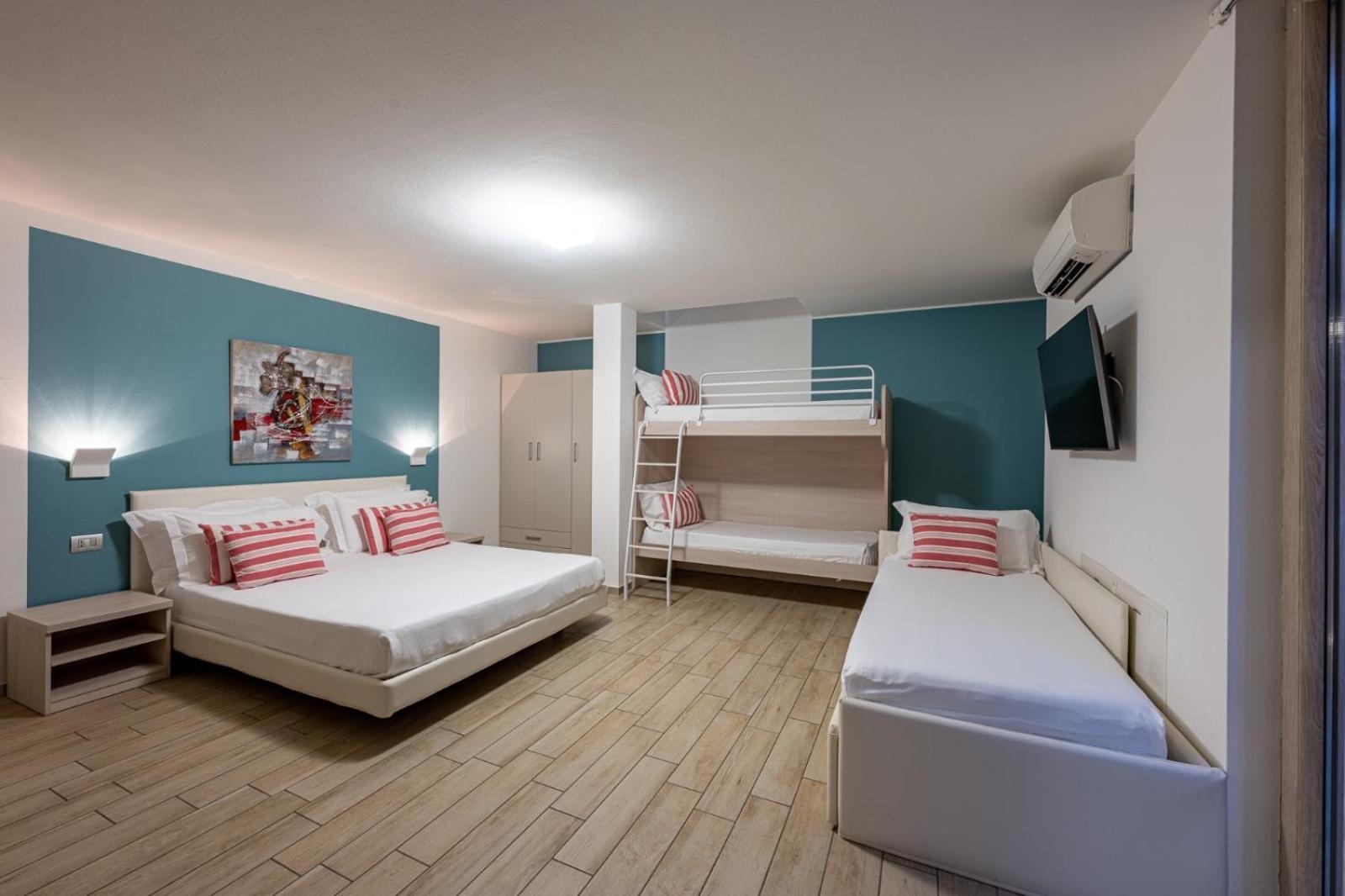 Bellagio Village- 4 Apartments By The Lake - Seasonal Warm Pool And Sauna Oliveto Lario Extérieur photo