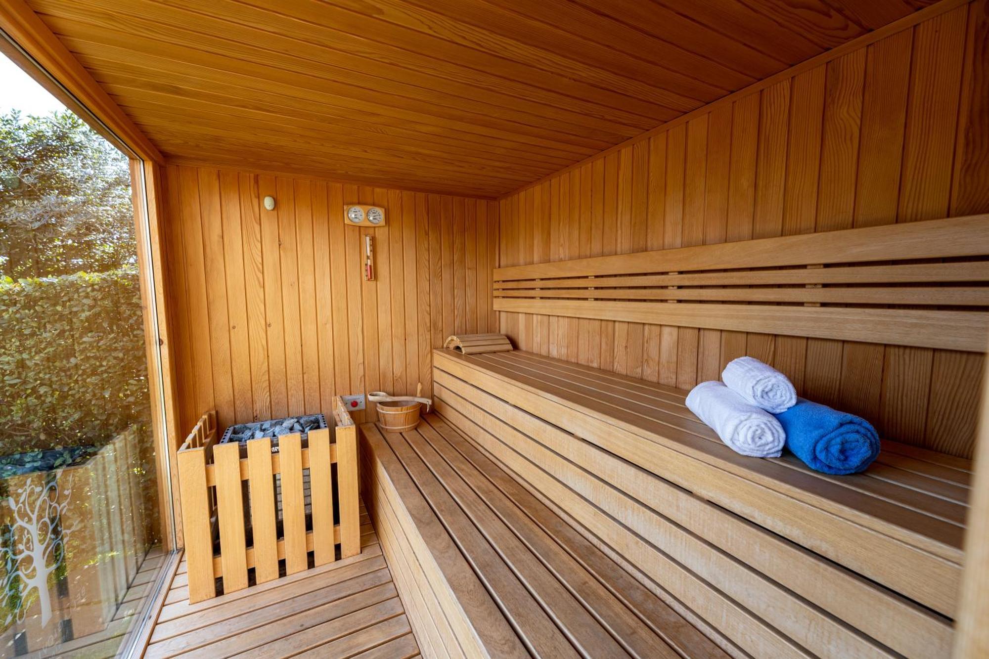 Bellagio Village- 4 Apartments By The Lake - Seasonal Warm Pool And Sauna Oliveto Lario Extérieur photo