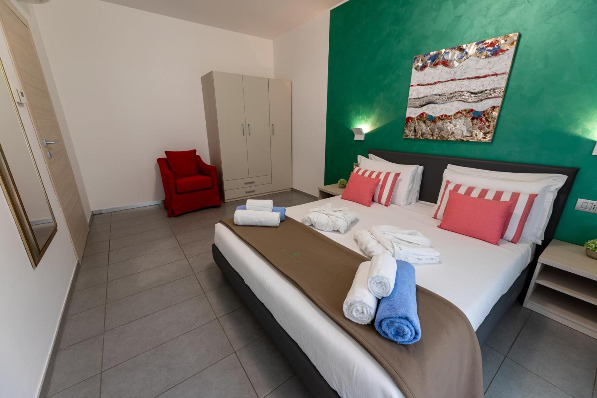 Bellagio Village- 4 Apartments By The Lake - Seasonal Warm Pool And Sauna Oliveto Lario Extérieur photo