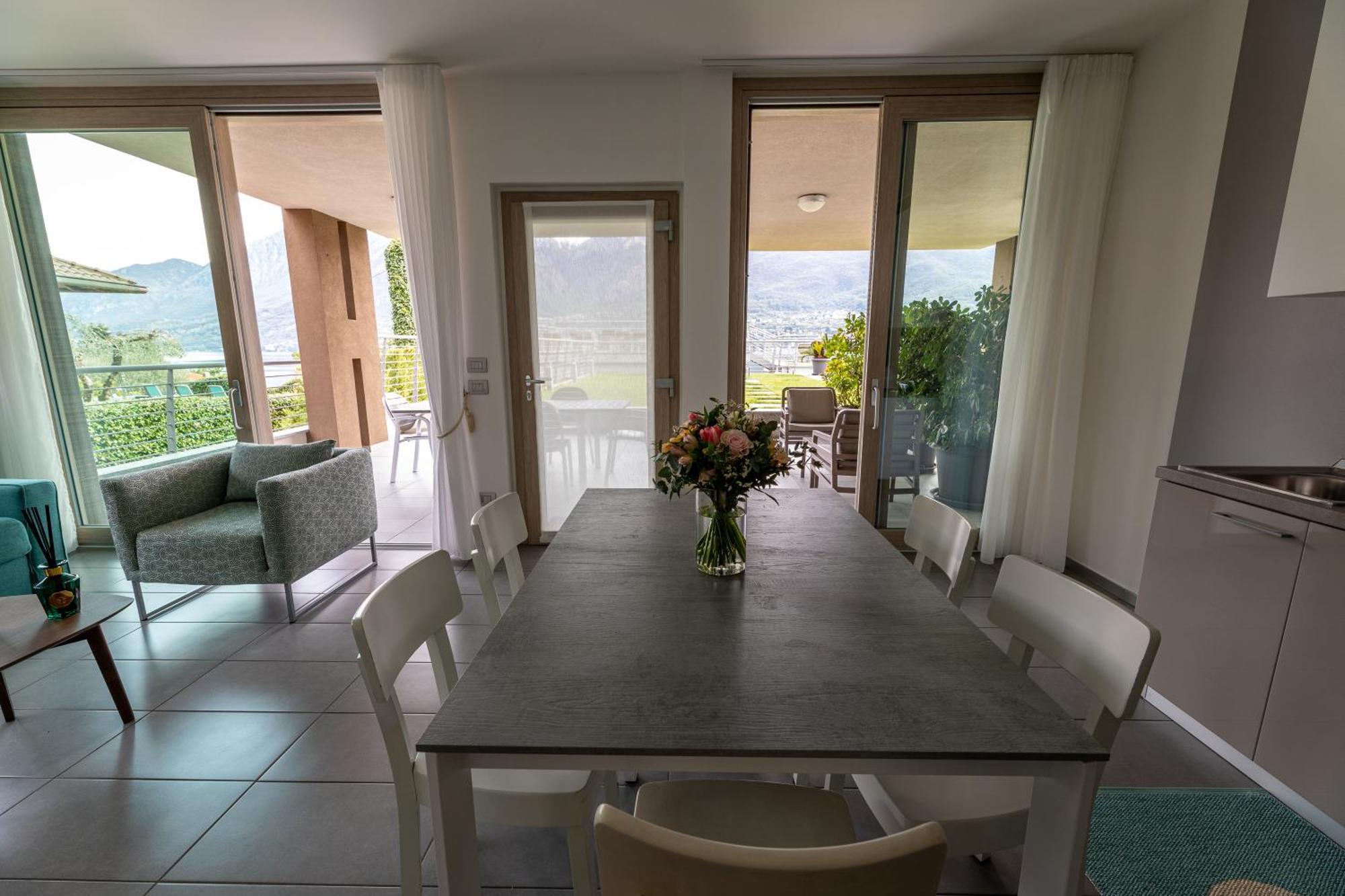 Bellagio Village- 4 Apartments By The Lake - Seasonal Warm Pool And Sauna Oliveto Lario Extérieur photo