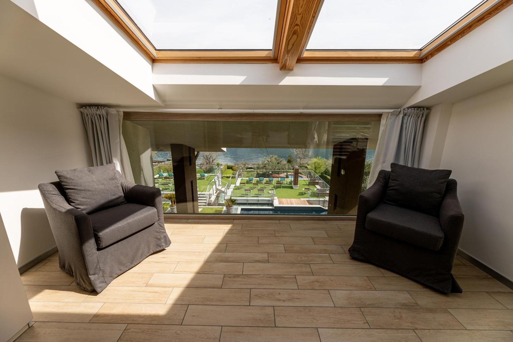 Bellagio Village- 4 Apartments By The Lake - Seasonal Warm Pool And Sauna Oliveto Lario Extérieur photo