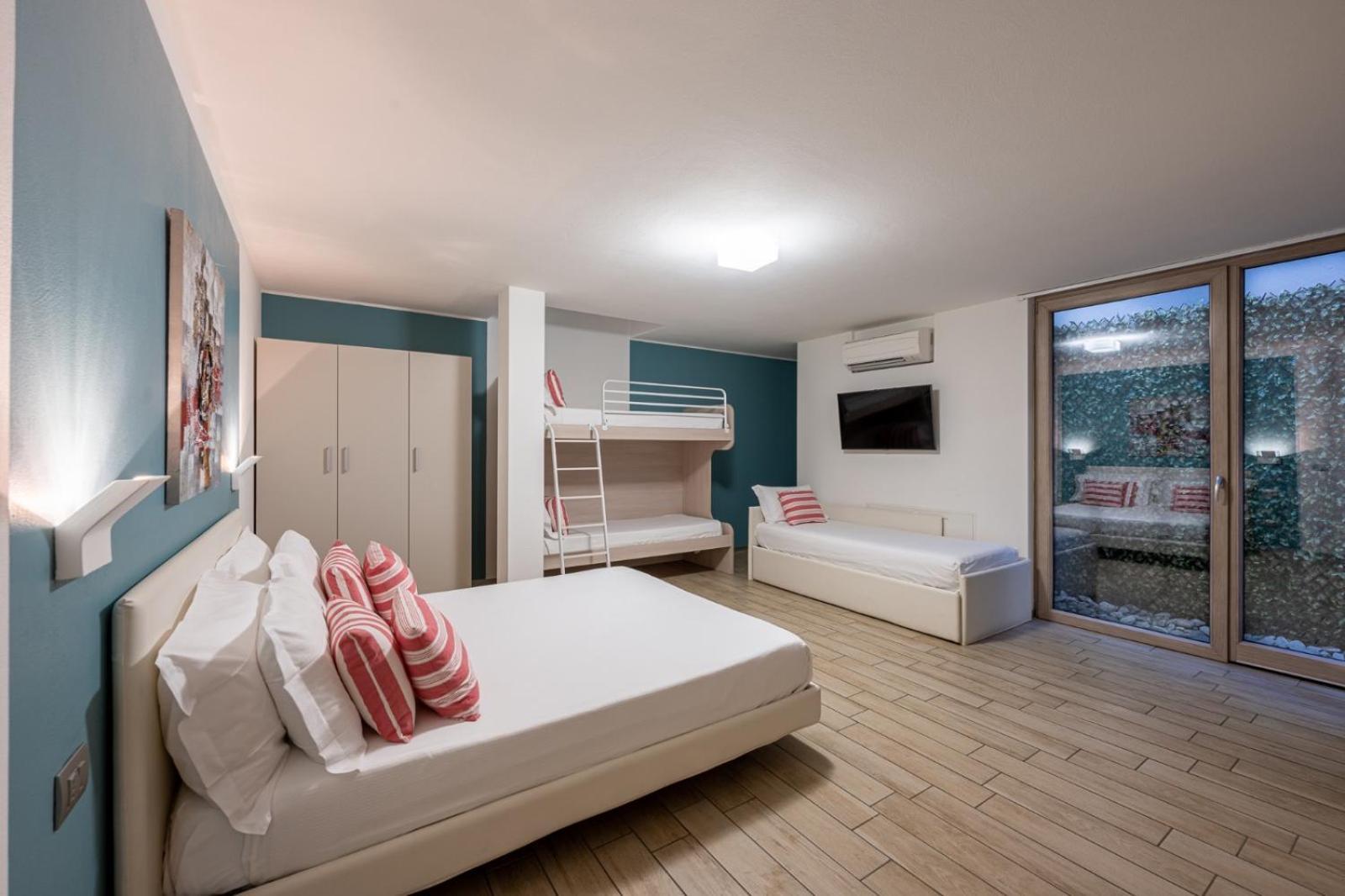 Bellagio Village- 4 Apartments By The Lake - Seasonal Warm Pool And Sauna Oliveto Lario Chambre photo